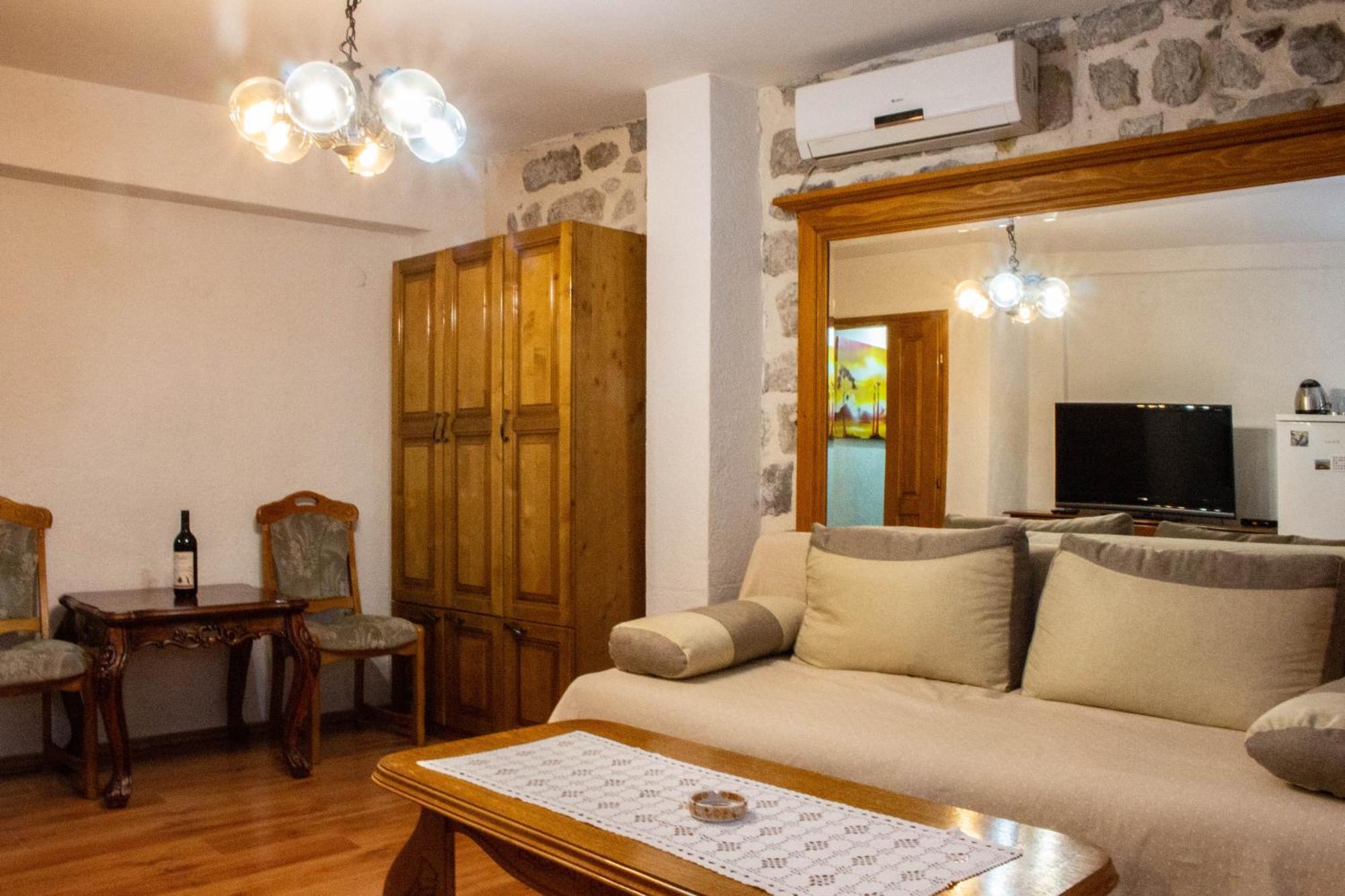 Guest House Sljuka Kotor Eksteriør bilde
